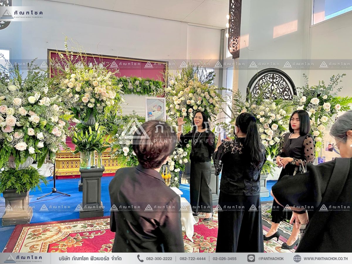 ดอกไม้งานศพ ดอกไม้งานศพกรุงเทพ จัดงานศพ ดอกไม้หน้าหีบ ดอกไม้งานศพวัดทพศิรินทร์