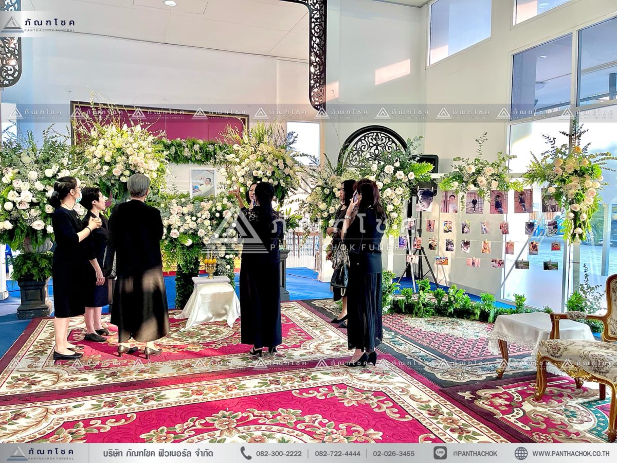 ดอกไม้งานศพ ดอกไม้งานศพกรุงเทพ จัดงานศพ ดอกไม้หน้าหีบ ดอกไม้งานศพวัดทพศิรินทร์